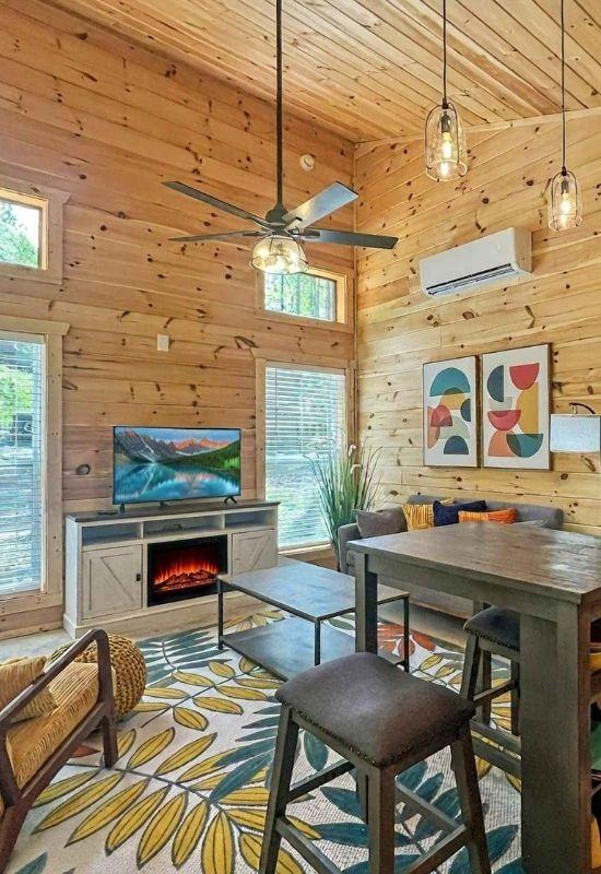 Hiker's Nest, a Cosby, TN, vacation rental cabin, is part of the Proffitt Park Neighborhood of homes.